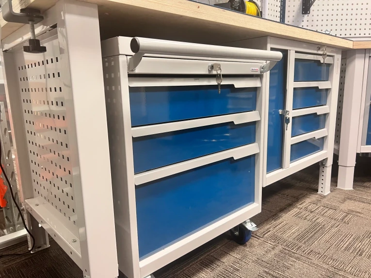 Верстак CTR 1832.S347.13 купить в Калининграде Верстак CTR 1832.S347.13 купить в Калининграде