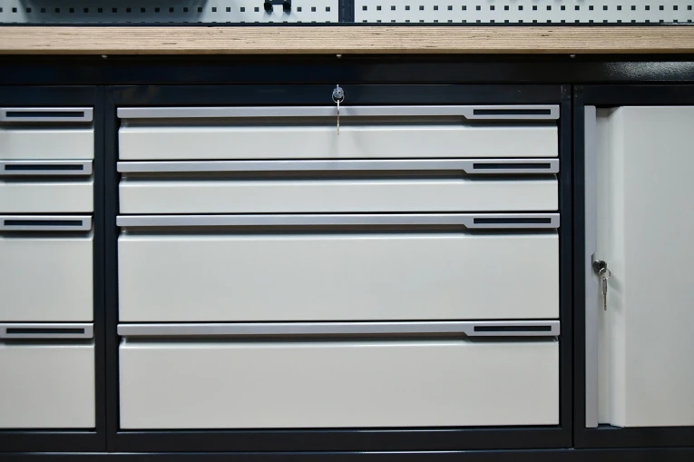 Верстак MCN 1252.L4-2F купить в Калининграде Верстак MCN 1252.L4-2F купить в Калининграде