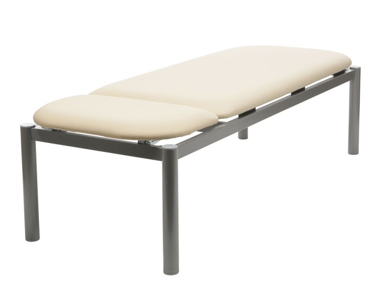 Кушетка медицинская смотровая МД КС-01 (слоновая кость) купить в Калининграде Кушетка медицинская смотровая МД КС-01 (слоновая кость) купить в Калининграде