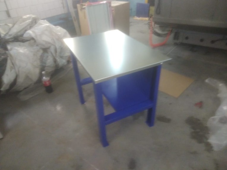 Верстак-стол бестумбовый ВП-1 купить в Калининграде Верстак-стол бестумбовый ВП-1 купить в Калининграде