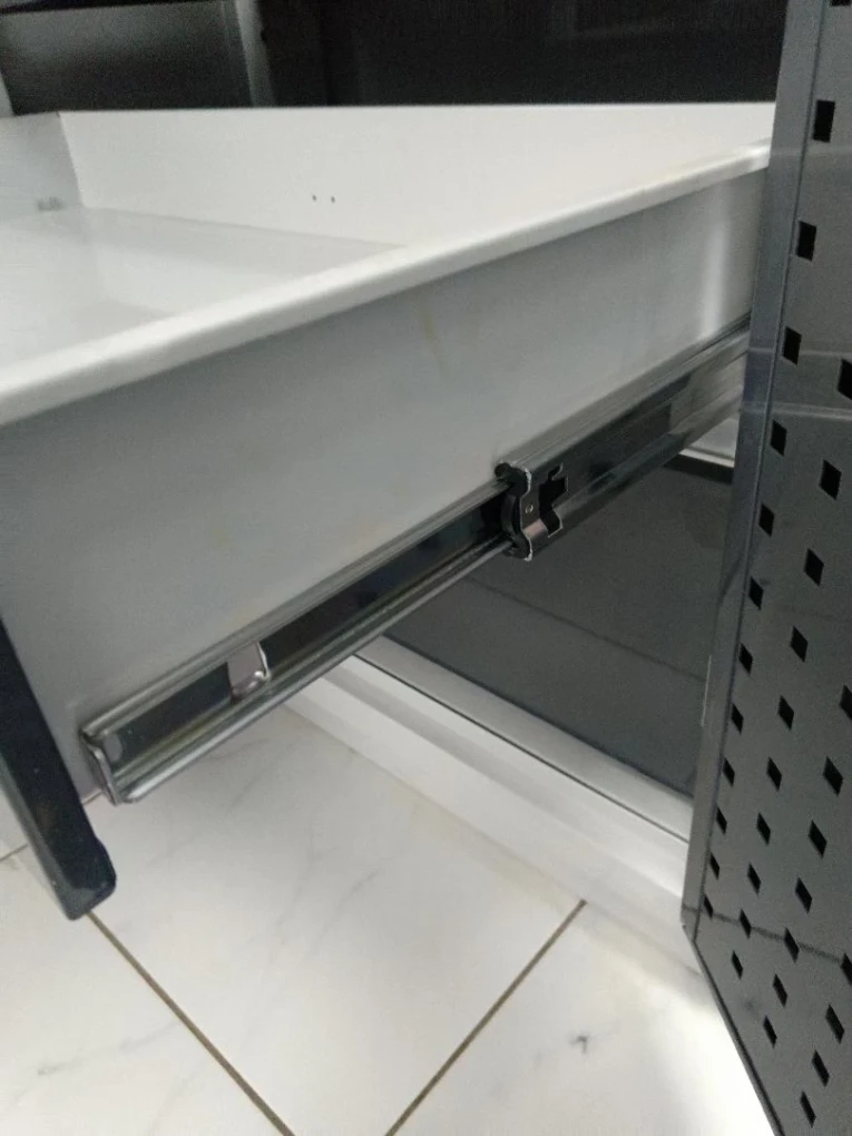 Шкаф инструментальный FBK 20 PR.2B2.1S купить в Калининграде