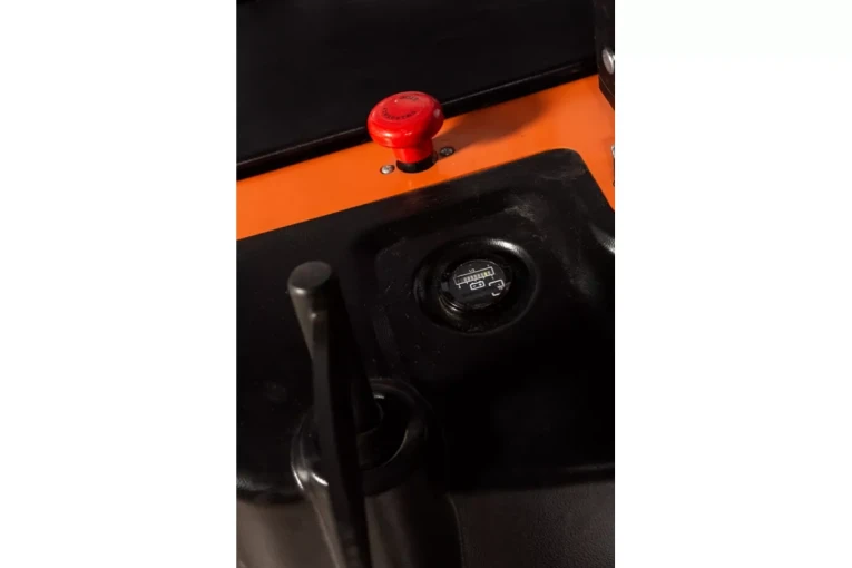 Штабелер электрический самоходный 1,6 т - 4,6 м Вилы: 1150 , АКБ Свинцово - кислотная, CL1646GP SIBLINE купить в Калининграде Штабелер электрический самоходный 1,6 т - 4,6 м Вилы: 1150 , АКБ Свинцово - кислотная, CL1646GP SIBLINE купить в Калининграде